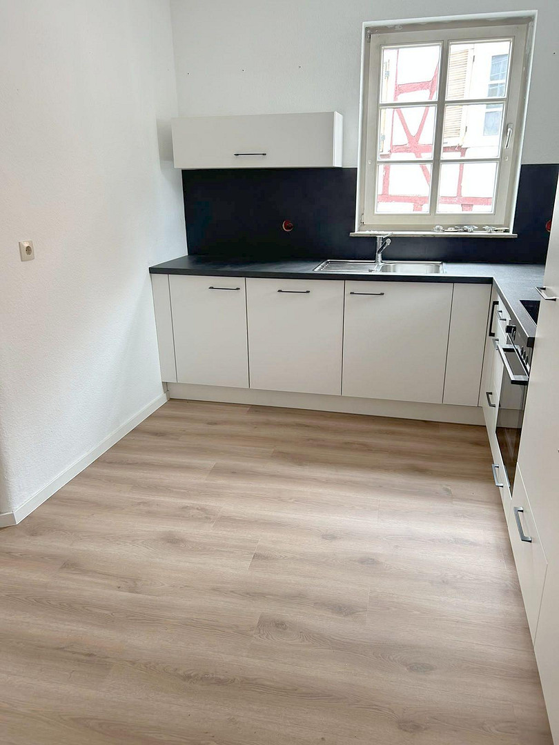 Helle 2,5  Zi-Whg in einem schönen Fachwerkhaus mit neuer EBK und AA (optional)  in Bad Wimpfen – Bad Wimpfen – Vorschaubild 9
