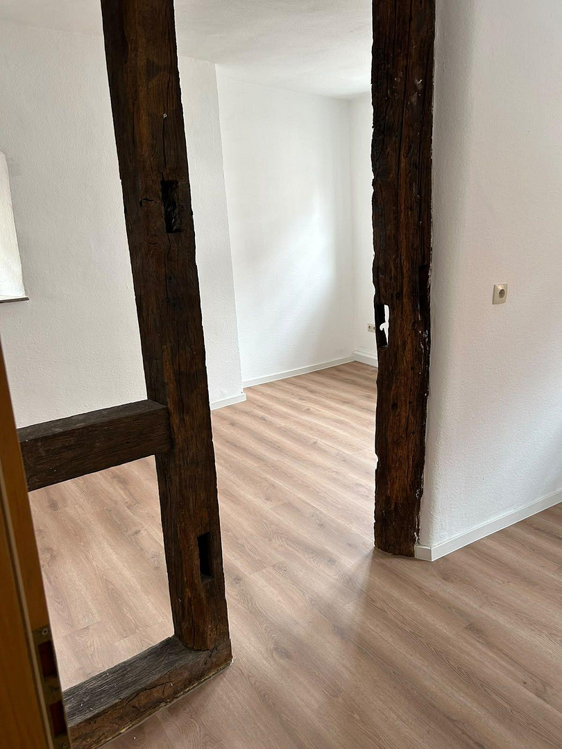 Helle 2,5  Zi-Whg in einem schönen Fachwerkhaus mit neuer EBK und AA (optional)  in Bad Wimpfen – Bad Wimpfen – Vorschaubild 4