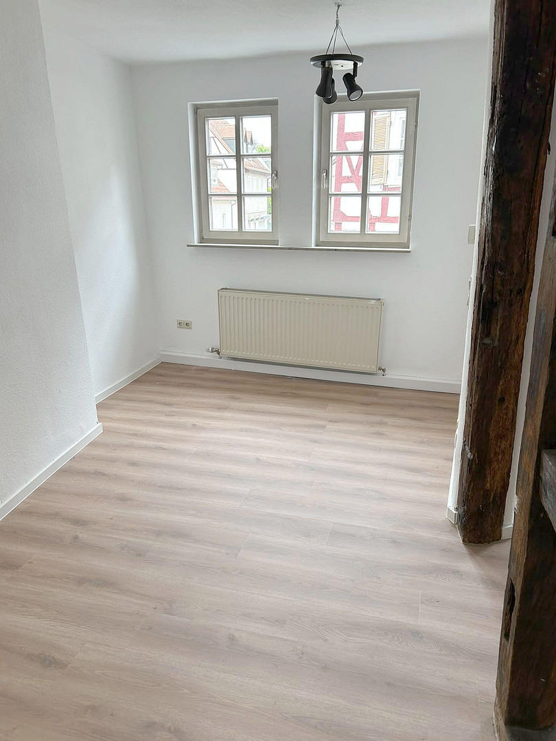 Helle 2,5  Zi-Whg in einem schönen Fachwerkhaus mit neuer EBK und AA (optional)  in Bad Wimpfen – Bad Wimpfen – Vorschaubild 5