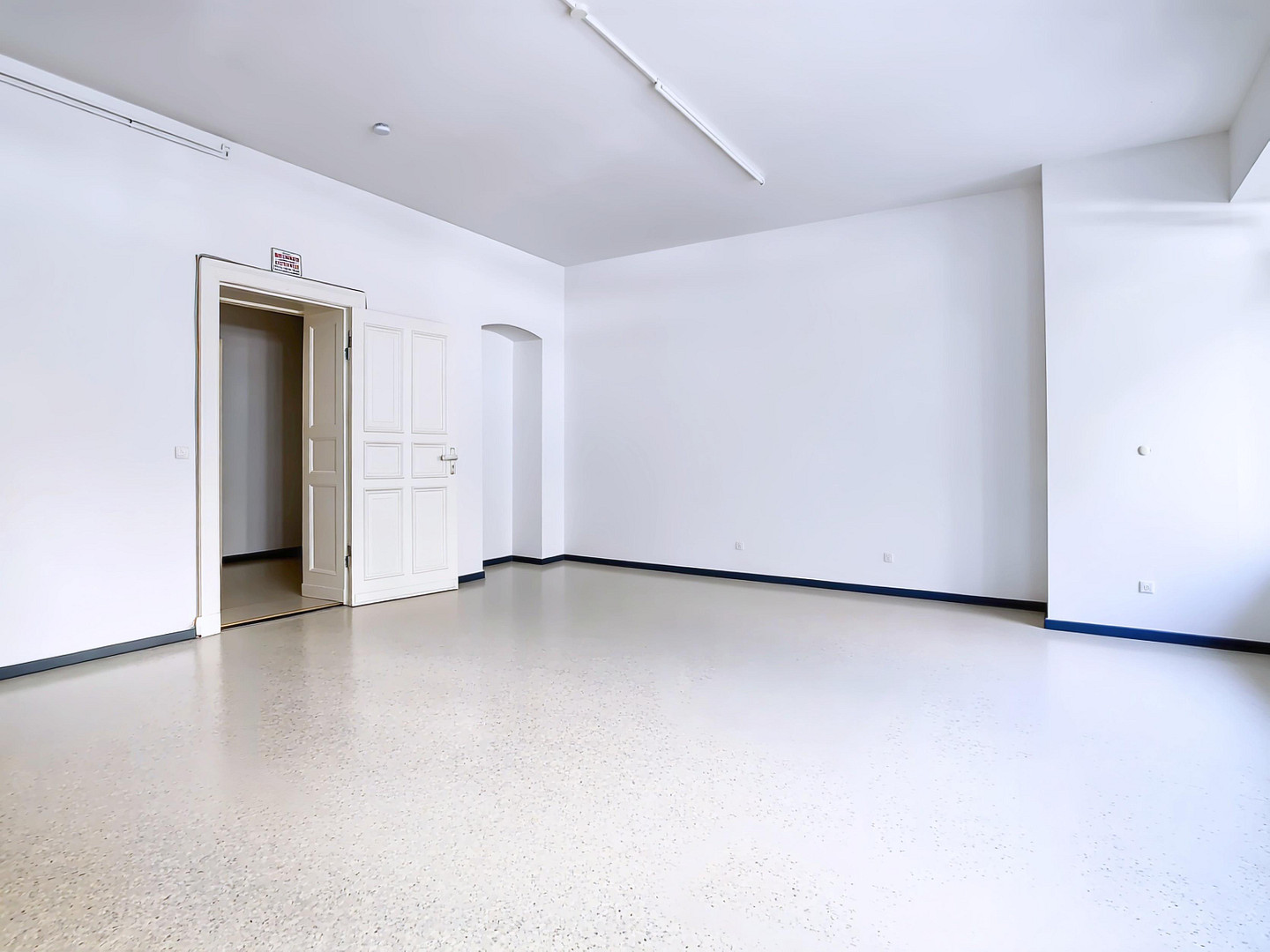 Endlich Platz! Ihr Kiez-Schmuckstück, Laden, Atelierwohnung oder Café - alles ist möglich – Berlin(Friedrichshain) – Vorschaubild 2