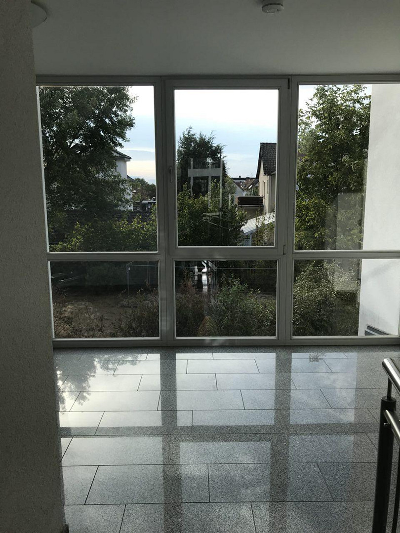 Modernes 4-Zimmer-Penthouse mit großer Dachterrasse und 2 Tiefgaragenstellplätzen – Jourdanallee 7, 64546 Mörfelden-Walldorf(Walldorf) – Vorschaubild 8