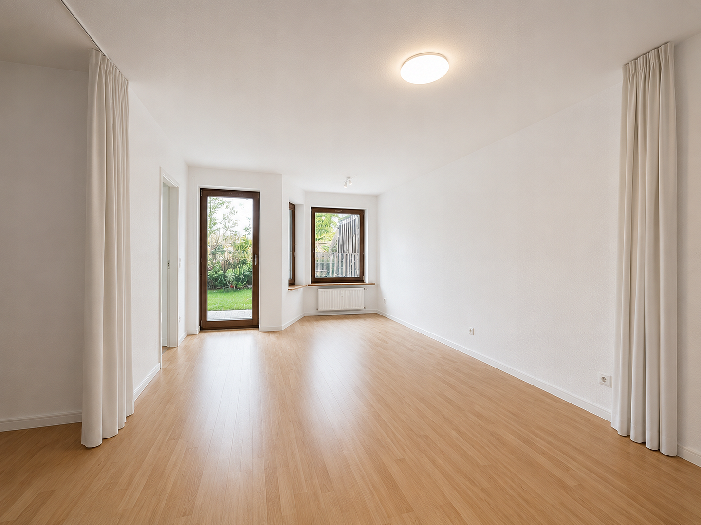 Charmate 1,5 Wohnung mit Terrasse und Küche – Römersteinstraße 108, 72766 Reutlingen(Sondelfingen) – Vorschaubild 3