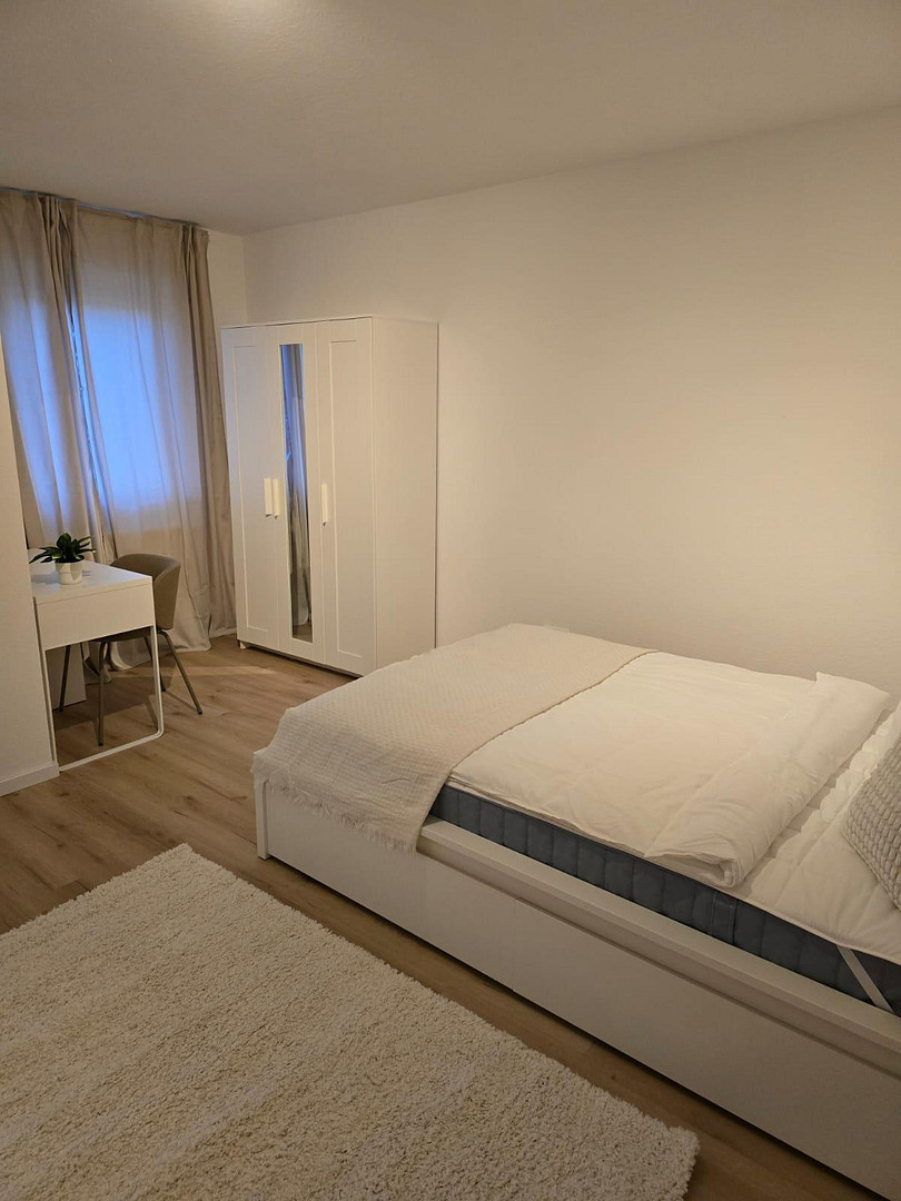 Mit Balkon - Neu saniert - voll möbliert! – Sonnenstraße 7, 90763 Fürth – Vorschaubild 13