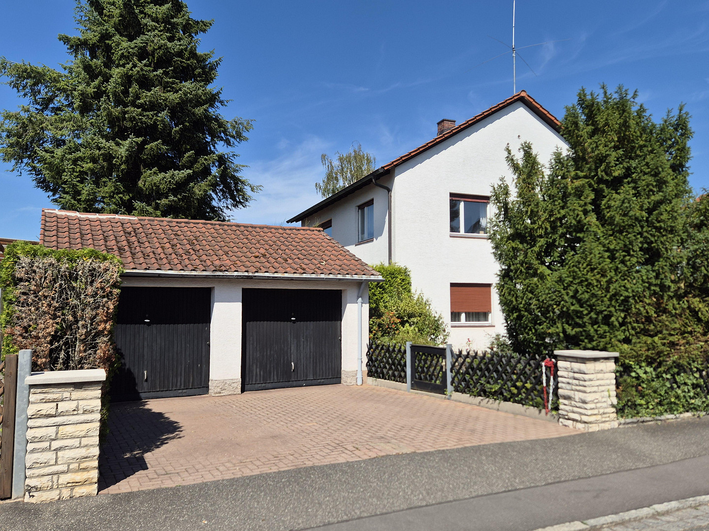 Freistehendes Einfamilienhaus Fürth / Hardhöhe in sehr guter, ruhiger Lage