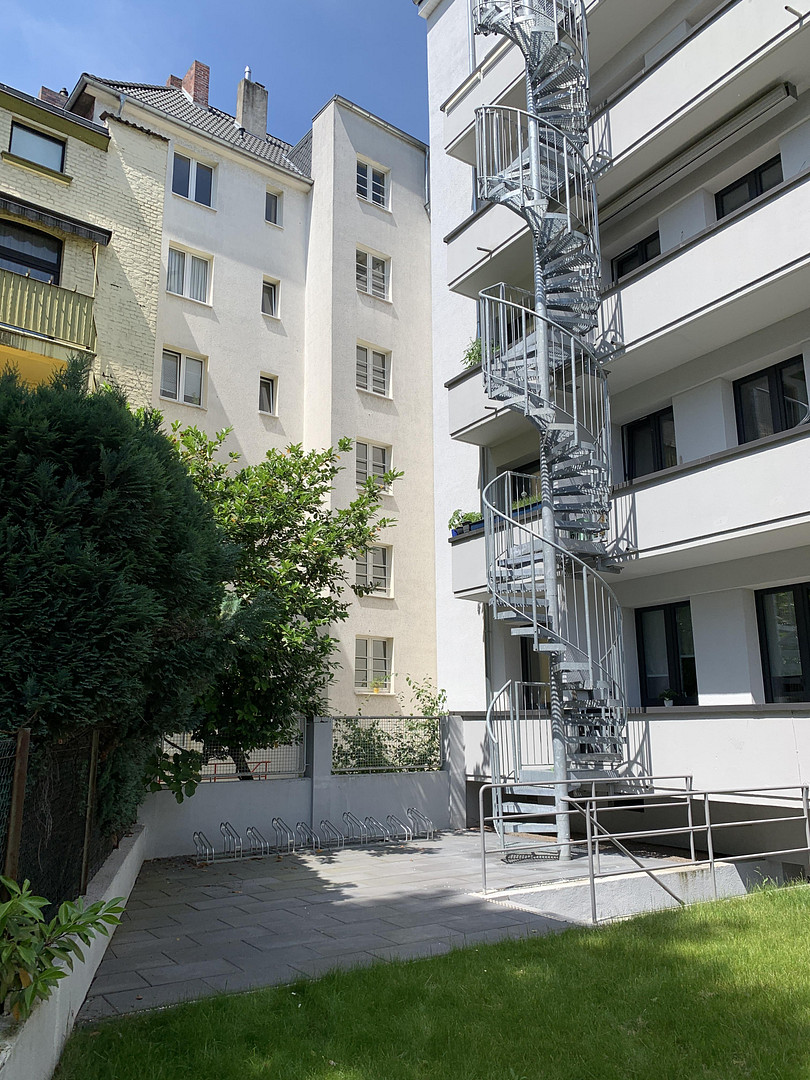 Von Privat: Attraktives MFH in Düsseldorf – umfassend modernisiert (Effizienzhaus 70), 17 Einheiten – Färberstr. 116, 40223 Düsseldorf(Bilk) – Vorschaubild 8