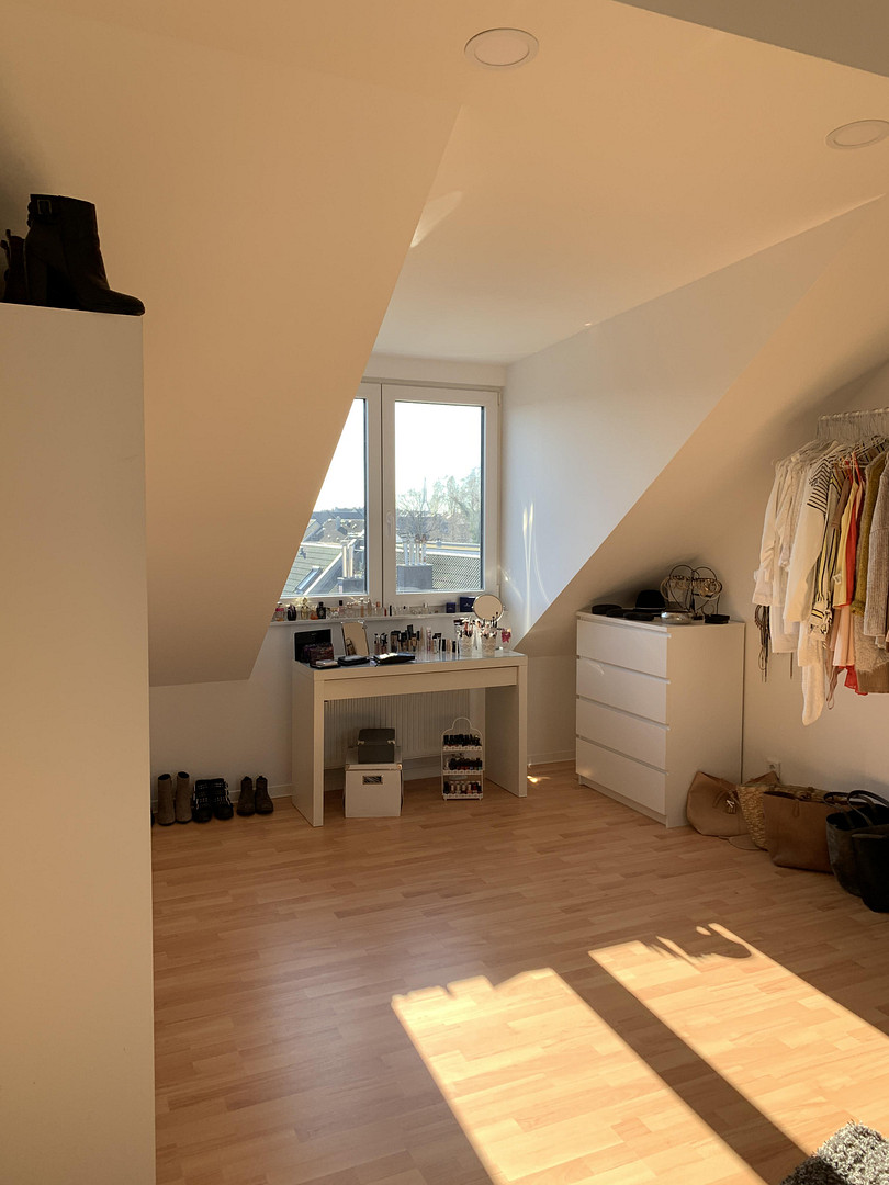 Von Privat: Attraktives MFH in Düsseldorf – umfassend modernisiert (Effizienzhaus 70), 17 Einheiten – Färberstr. 116, 40223 Düsseldorf(Bilk) – Vorschaubild 28