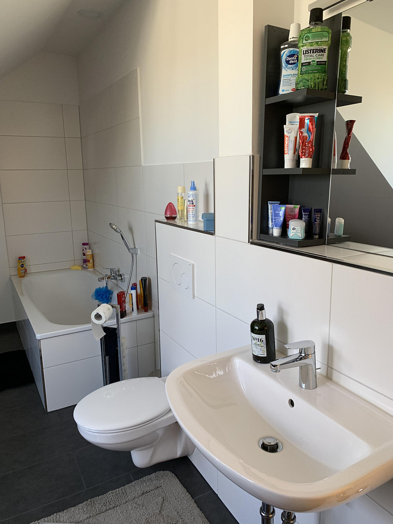 Von Privat: Attraktives MFH in Düsseldorf – umfassend modernisiert (Effizienzhaus 70), 17 Einheiten – Färberstr. 116, 40223 Düsseldorf(Bilk) – Vorschaubild 25