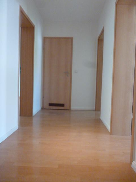 Renovierte ruhige Zweizimmer Etagenwohnung + Balkon in Essen-Rüttenscheid – Vöcklinghauser Straße 33, 45130 Essen-Rüttenscheid(Rüttenscheid) – Vorschaubild 3