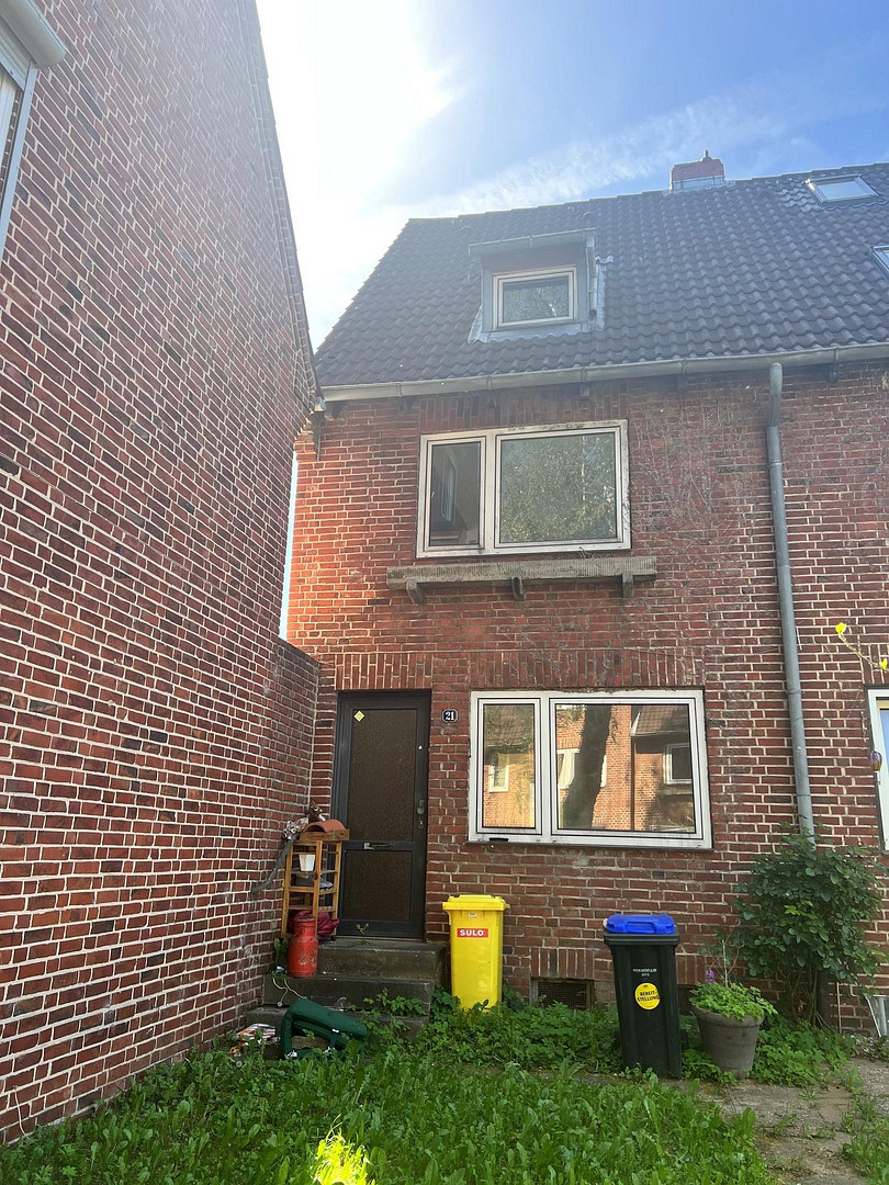 Reihenendhaus mit großem Entwicklungspotenzial für Handwerker und Sanierungsprofis – Salzburger Straße 21, 24147 Kiel(Elmschenhagen) – Vorschaubild 2