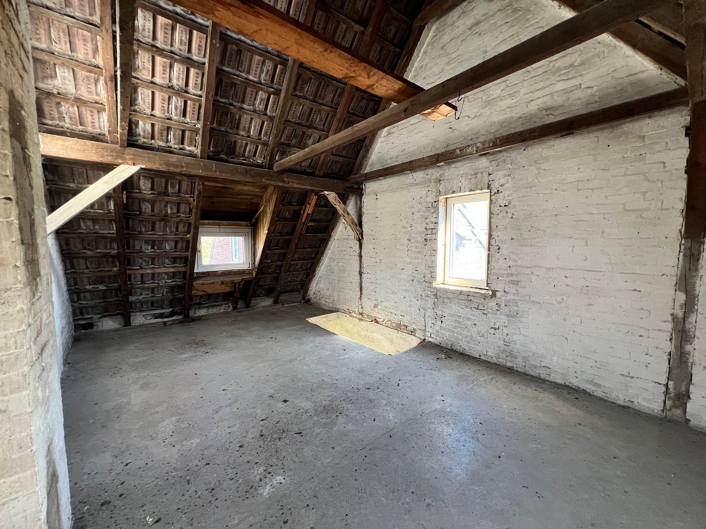 Reihenendhaus mit großem Entwicklungspotenzial für Handwerker und Sanierungsprofis – Salzburger Straße 21, 24147 Kiel(Elmschenhagen) – Vorschaubild 4
