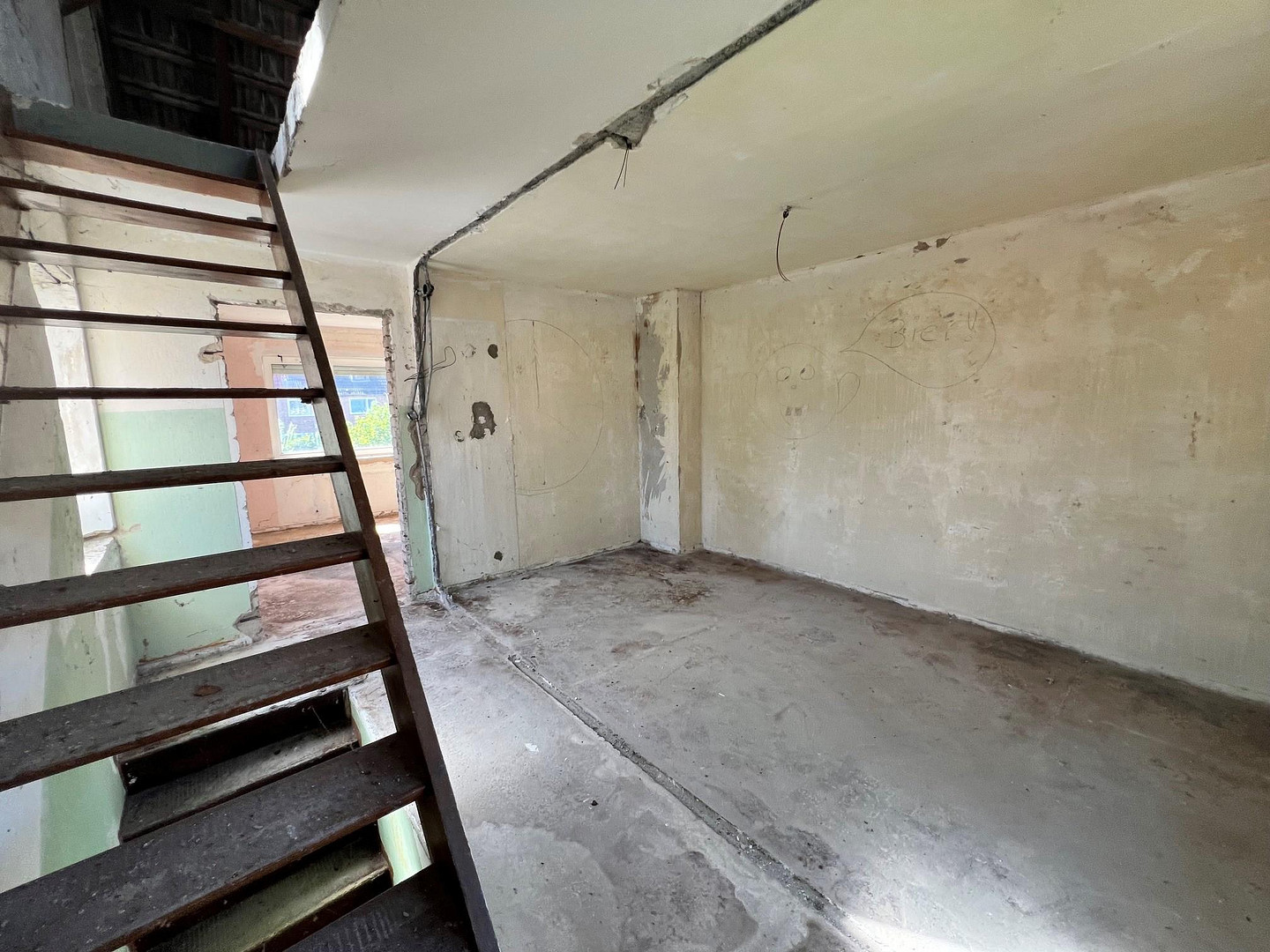Reihenendhaus mit großem Entwicklungspotenzial für Handwerker und Sanierungsprofis – Salzburger Straße 21, 24147 Kiel(Elmschenhagen) – Vorschaubild 9
