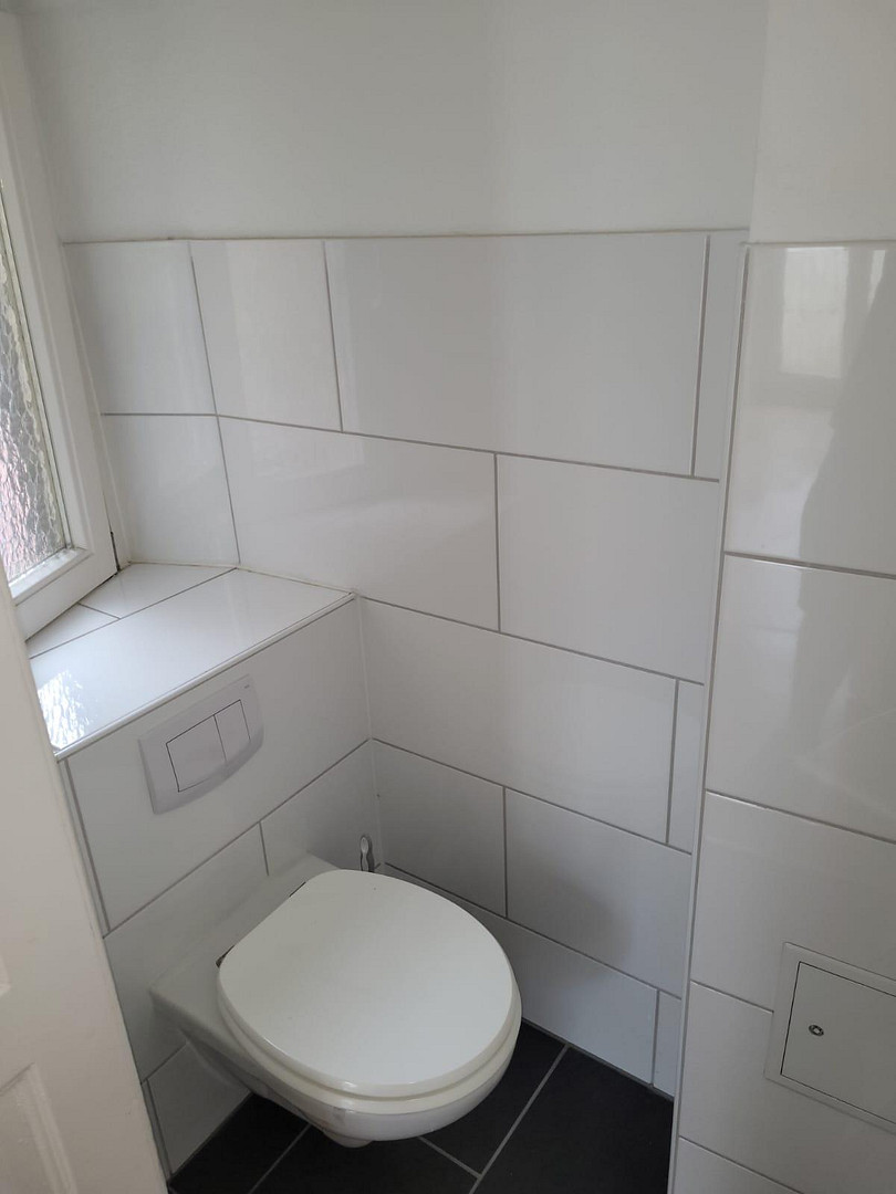 2 Zimmer Wohnung inkl. Einbauküche und Balkon – Straße der Republik 47, 65203 Wiesbaden – Vorschaubild 2