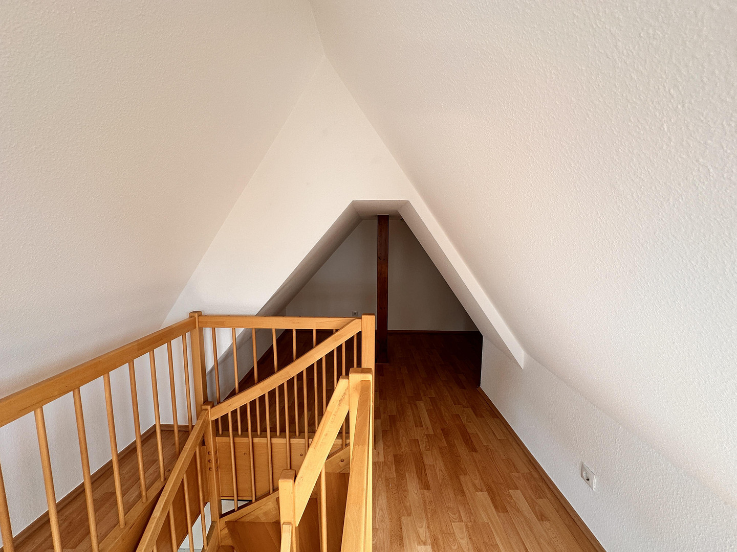 Maisonette-Wohnung mit großer 40m² Dachterrasse in Sinsheim-Hilsbach – Am Zehnt 9, 74889 Sinsheim-Hilsbach(Hilsbach) – Vorschaubild 18