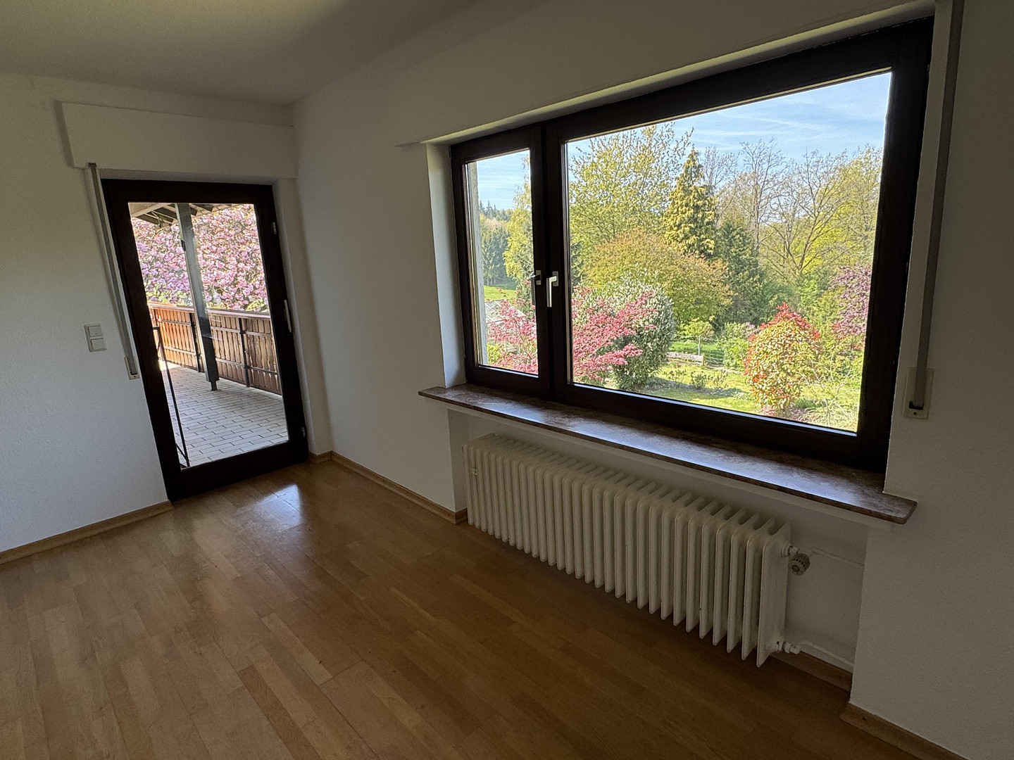Gepflegtes Einfamilienhaus mit EBK, Balkon, schön angelegtem Garten und Aussicht – Waldbröl(Biebelshof) – Vorschaubild 15