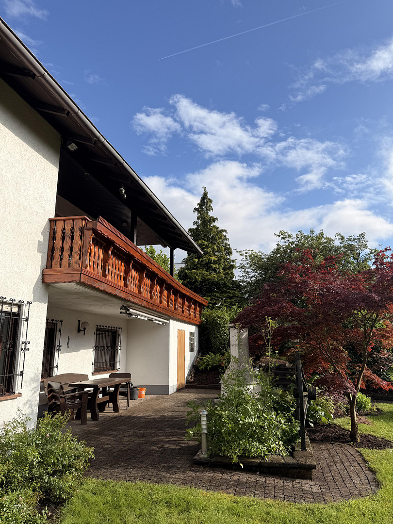 Gepflegtes Einfamilienhaus mit EBK, Balkon, schön angelegtem Garten und Aussicht – Waldbröl(Biebelshof) – Vorschaubild 19