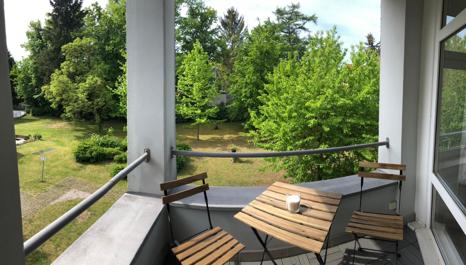 Ruhig, hell, möbliert - Apartment mit Balkon und Top-Anbindung zwischen Adlershof und Flughafen BER – Berlin(Altglienicke) – Vorschaubild 6