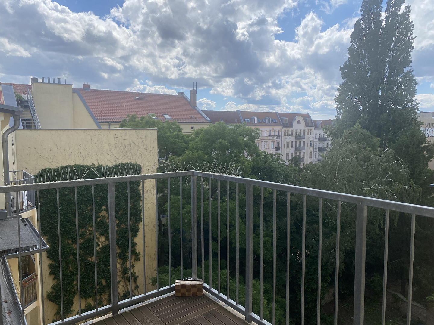 Seltene Gelegenheit im Samariterviertel – Altbauwohnung mit 30 m² Dachterrasse – Berlin(Friedrichshain) – Vorschaubild 8