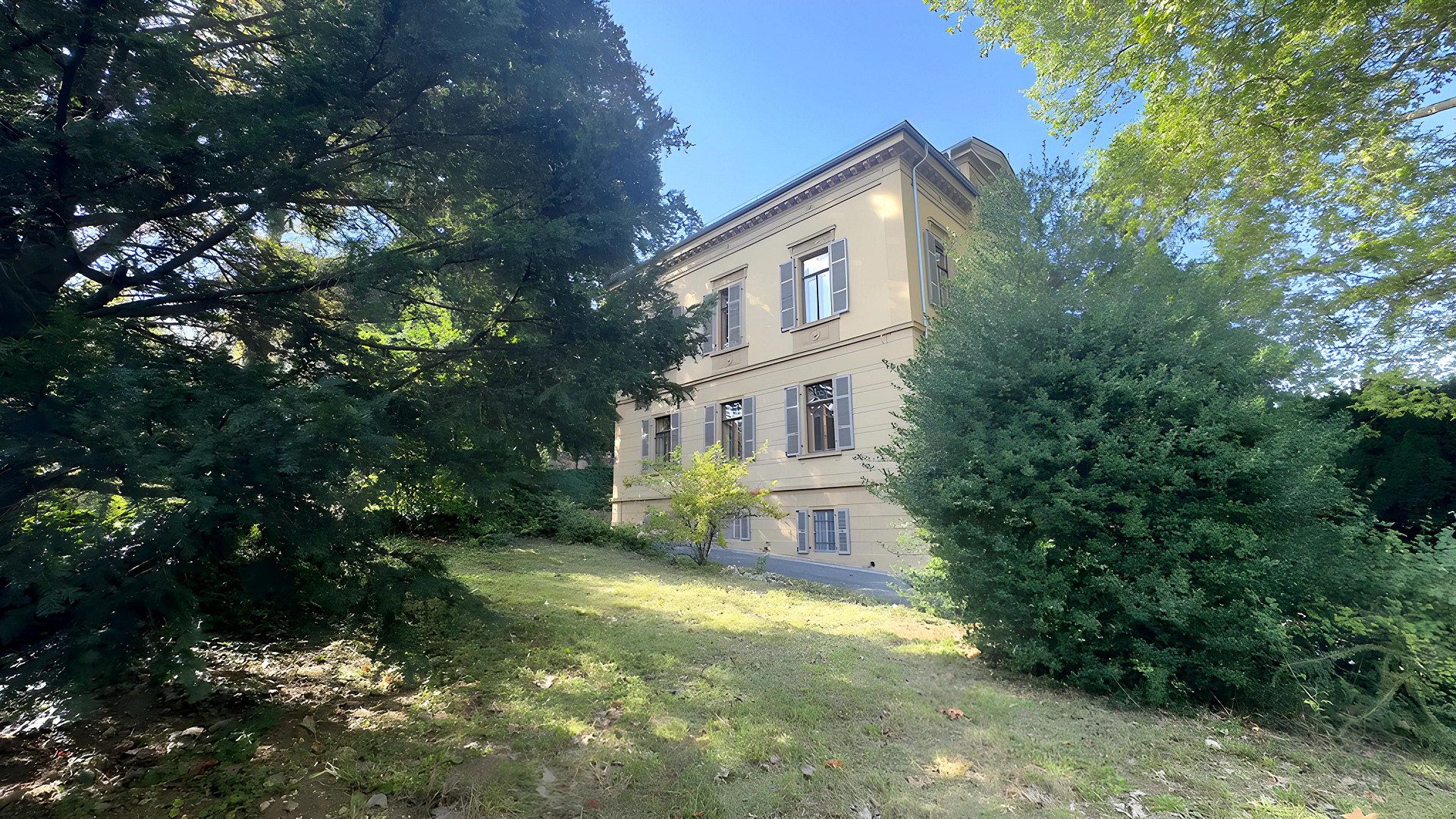 Elegante Altbauwohnung mit Balkon in begehrter Lage von Wiesbaden – Sonnenberger Straße 84, 65193 Wiesbaden – Vorschaubild 3