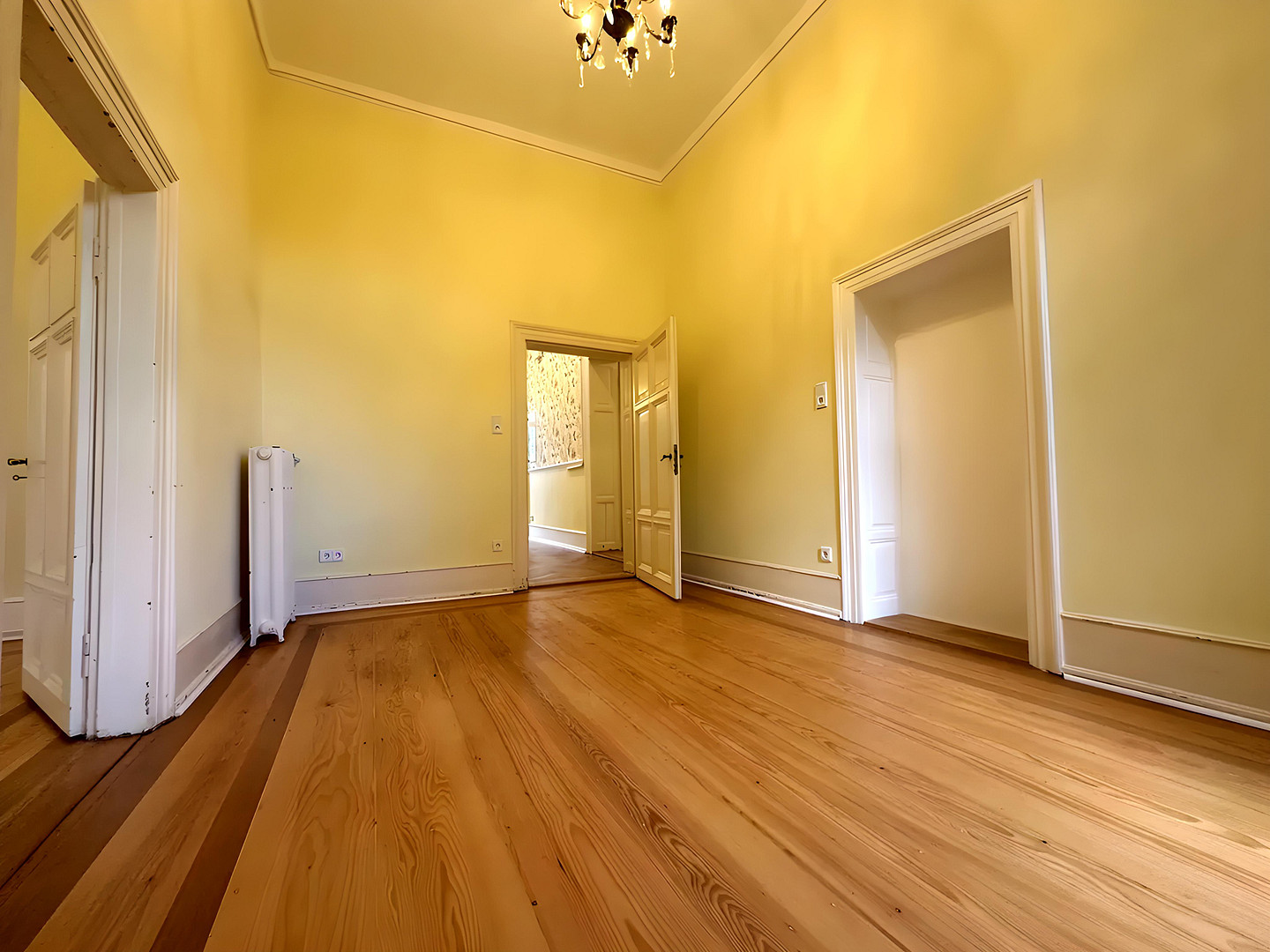 Elegante Altbauwohnung mit Balkon in begehrter Lage von Wiesbaden – Sonnenberger Straße 84, 65193 Wiesbaden – Vorschaubild 12
