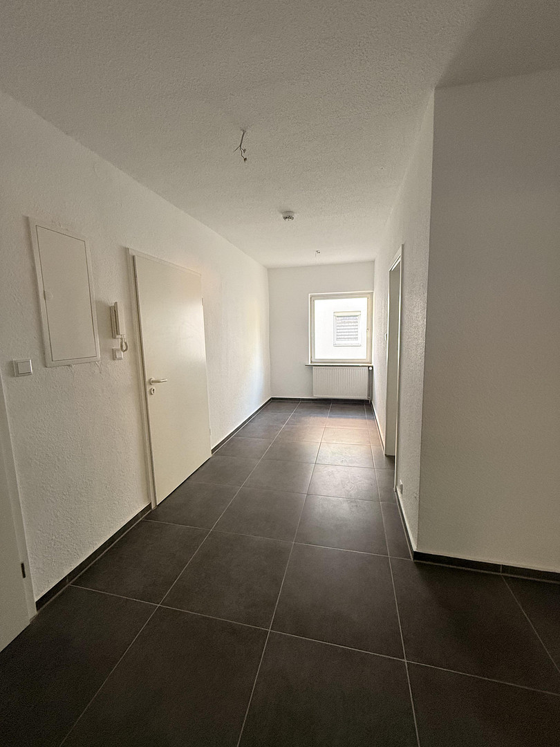 Renovierte 2-Zimmer Wohnung mit EBK, nahe Innenstadt – Braunschweig – Vorschaubild 5