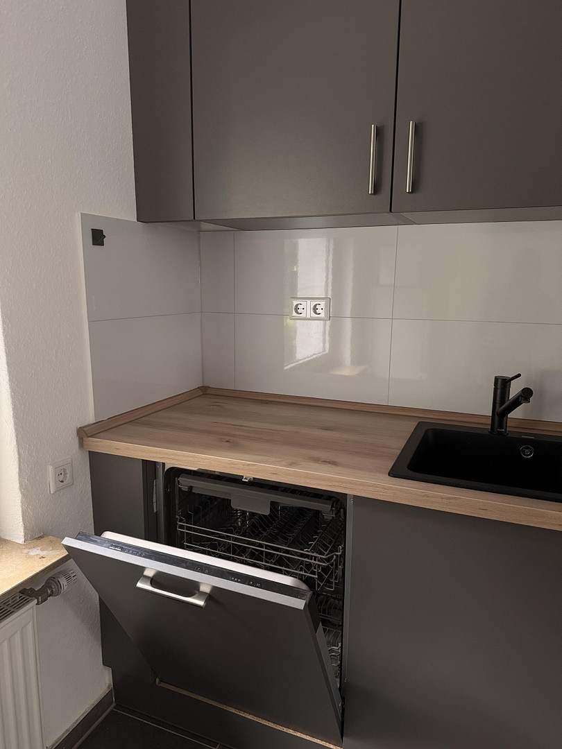 Renovierte 2-Zimmer Wohnung mit EBK, nahe Innenstadt – Braunschweig – Vorschaubild 3