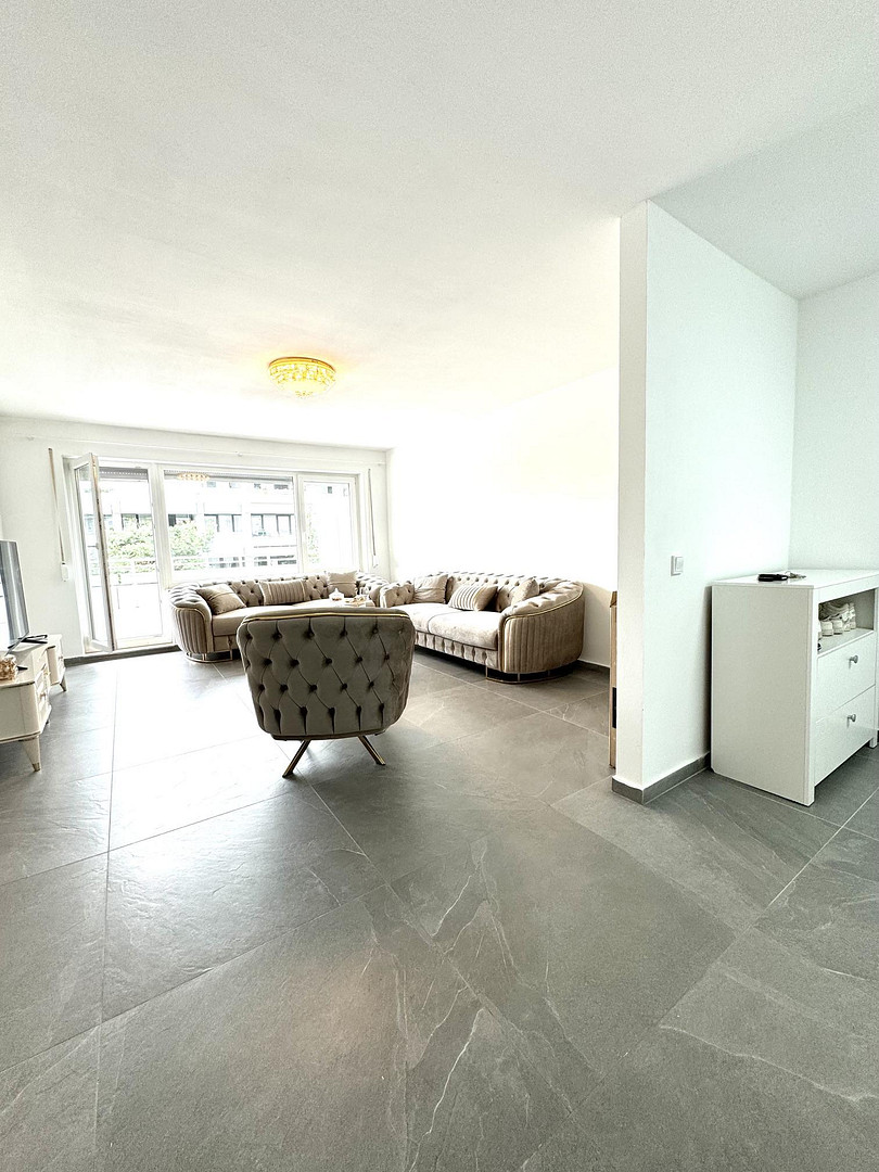 Einziehen und Wohlfühlen – stilvolle 2-Zimmer-Wohnung mit Traumterrasse und Tiefgaragenstellplatz – Hessenring 26, 65205 Wiesbaden(Nordenstadt) – Vorschaubild 2