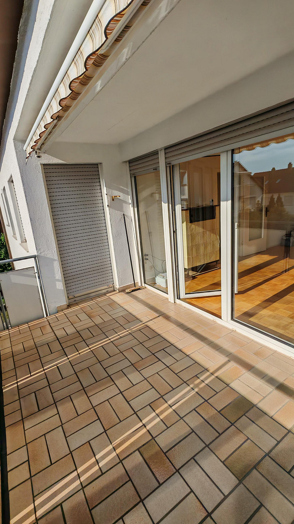 Lichtdurchflutete 3,5 / 4 Zimmerwohnung 1.OG ca.90 m2 mit großem Balkon Weinstadt-Endersbach – Weinstadt(Endersbach) – Vorschaubild 13