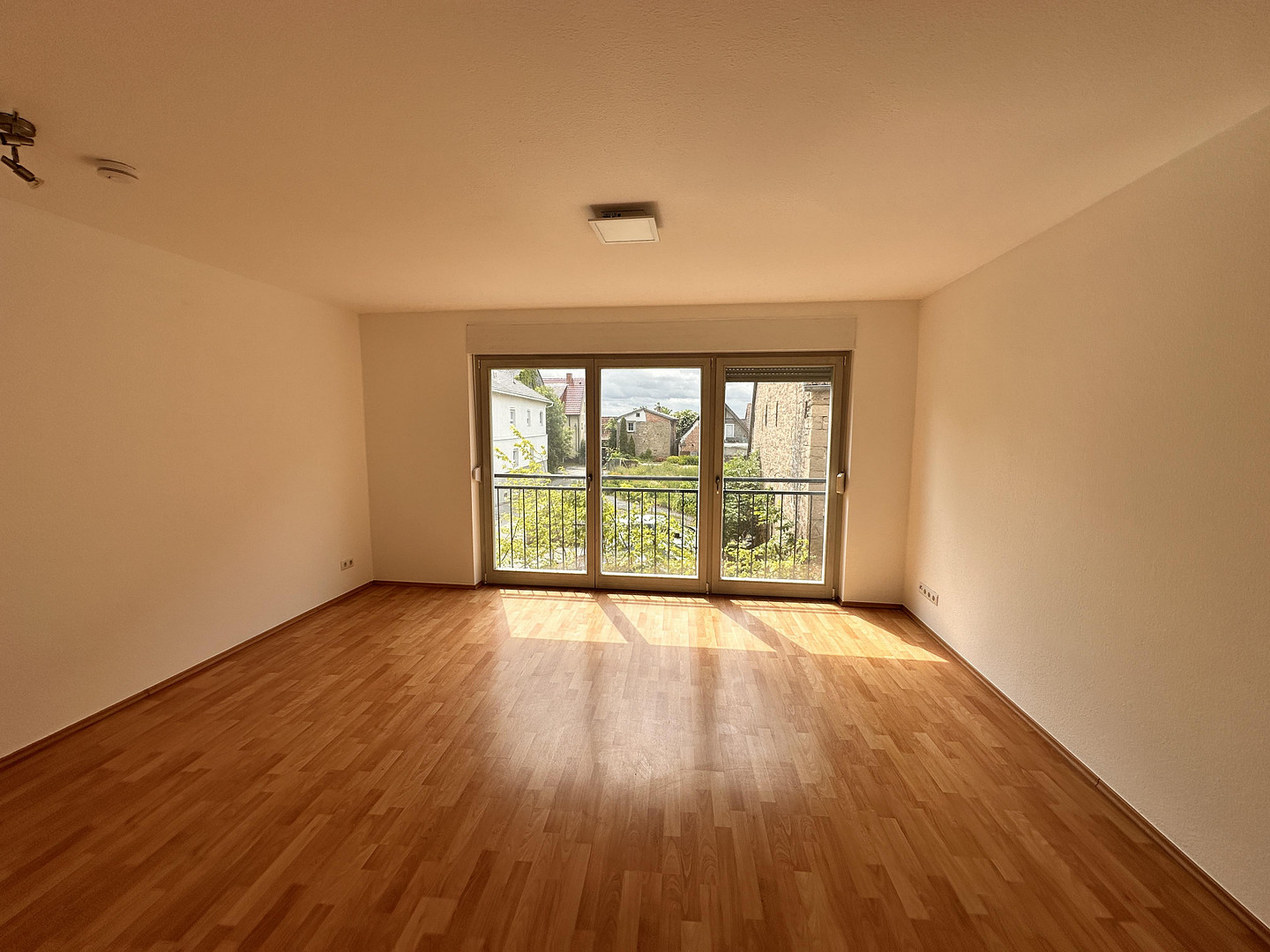 Großzügige 3-Zimmer-Wohnung mit mega Terrasse in Sinsheim-Hilsbach – Am Zehnt 9, 74889 Sinsheim-Hilsbach(Hilsbach) – Vorschaubild 14