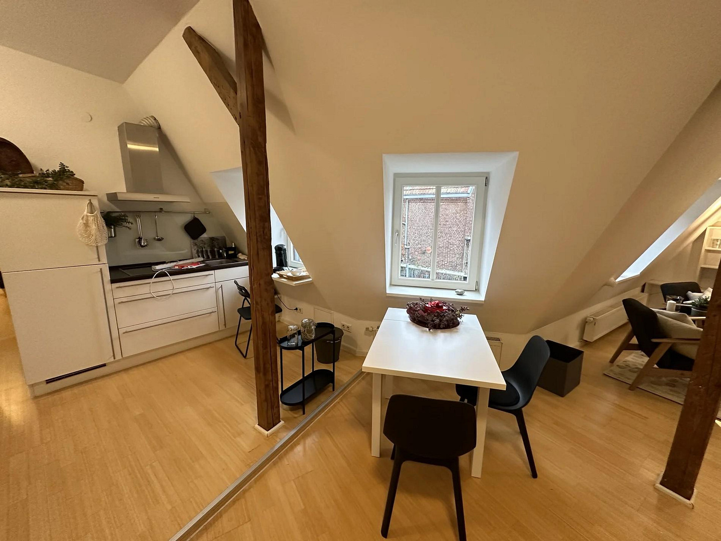 Charmante 2-Zimmer Wohnung in einer schönen Altbauwohnung im Herzen von Sülz – Köln(Klettenberg) – Vorschaubild 4