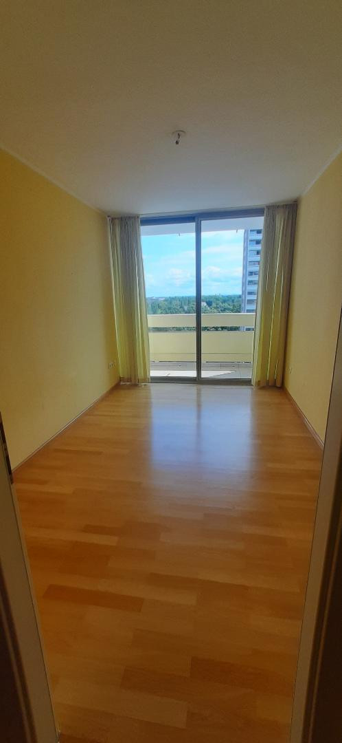 100 m2 mit Alpenblick und Schwimmbad in Bestlage – München(Bogenhausen) – Vorschaubild 7