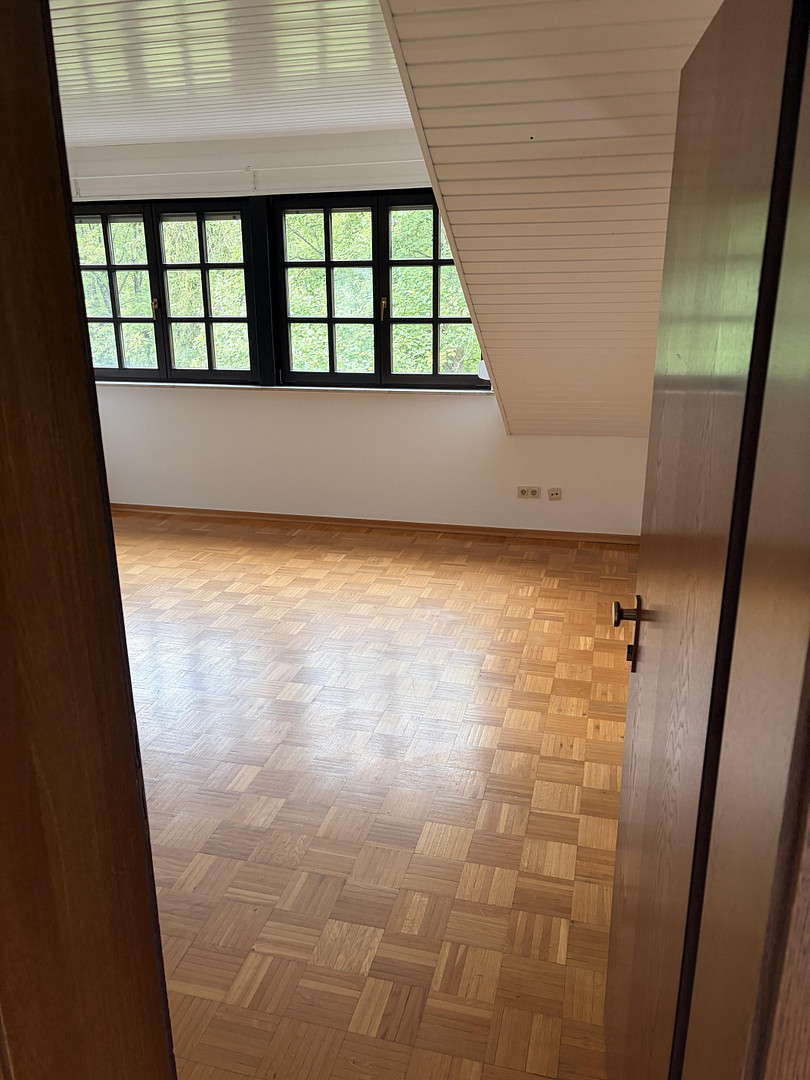1-Zimmer-Dachstudio Wiesbaden-Parkstraße