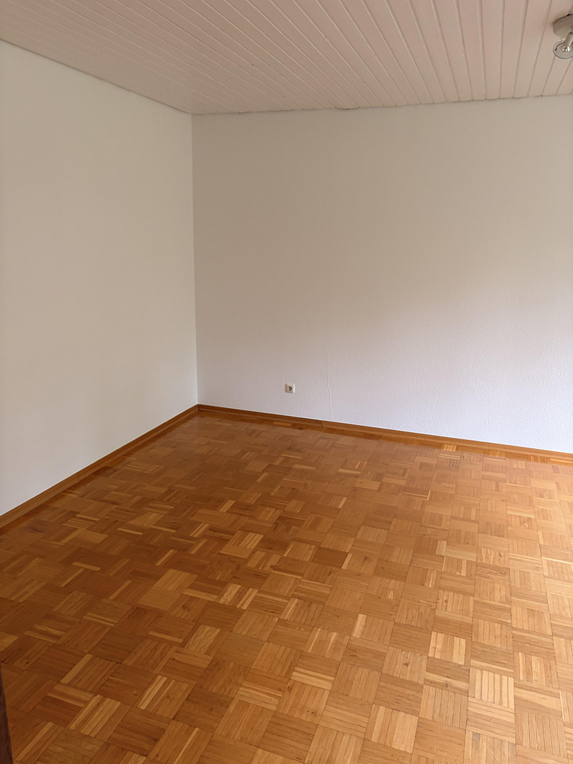 1-Zimmer-Dachstudio Wiesbaden-Parkstraße – Wiesbaden – Vorschaubild 4