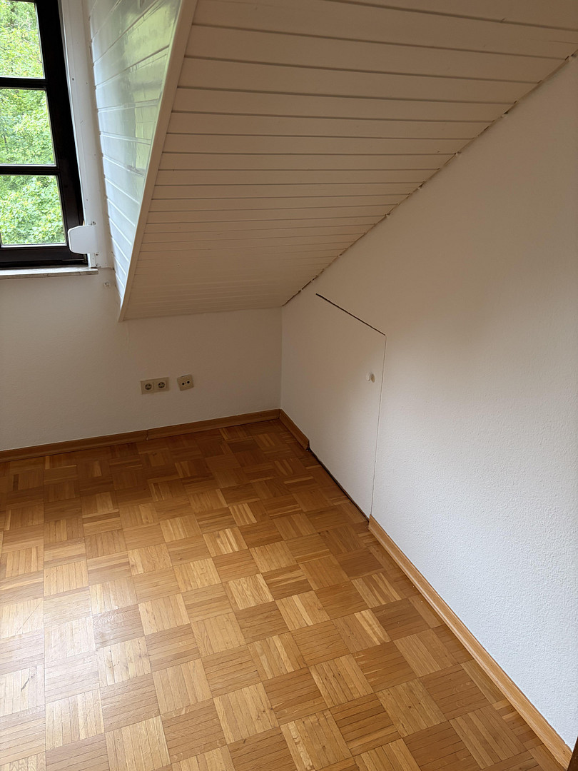 1-Zimmer-Dachstudio Wiesbaden-Parkstraße – Wiesbaden – Vorschaubild 6