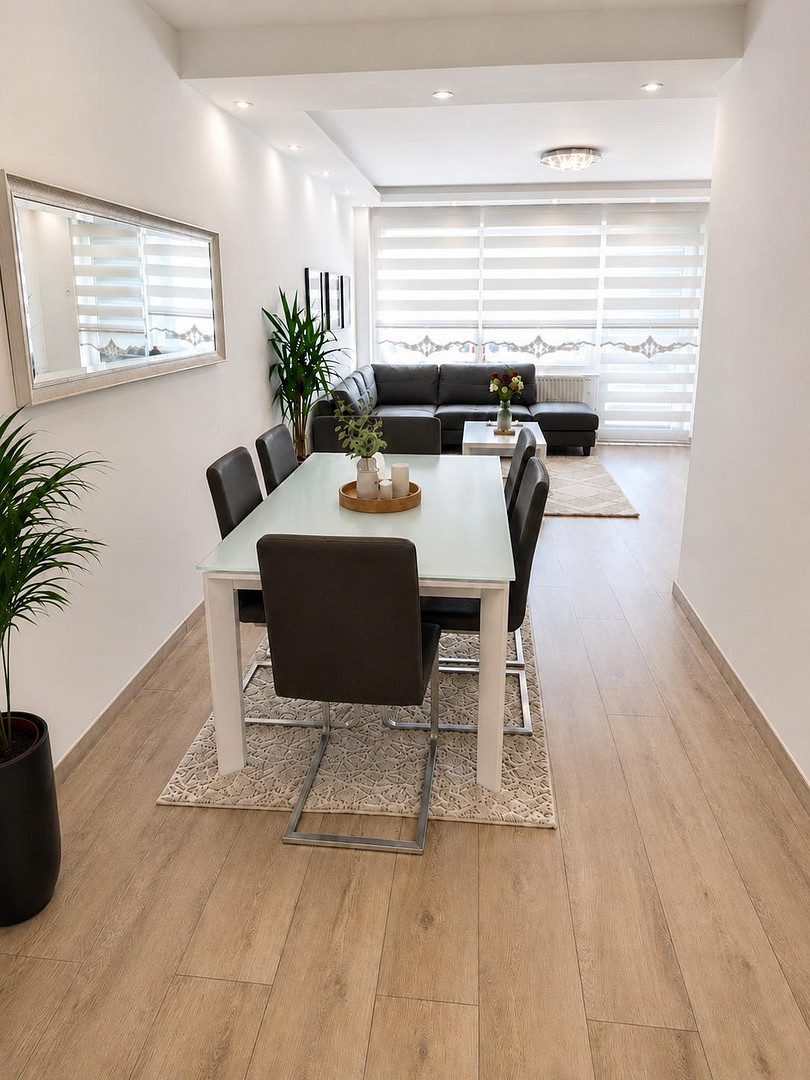 Einziehen und wohlfühlen: helle 3-Zimmer-Wohnung mit Südwest-Balkon, Küche, Stellplatz – Oberbruchstraße 131, 47807 Krefeld(Fischeln) – Vorschaubild 4
