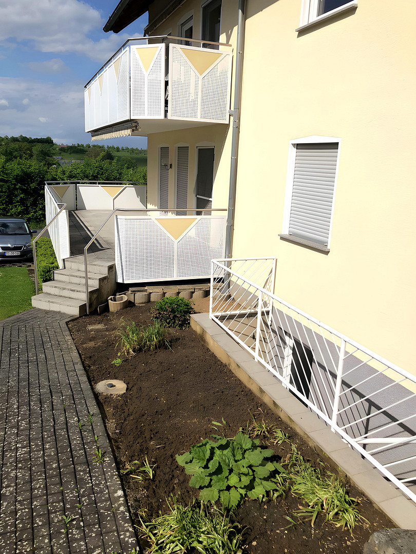 5 Zimmer /Bad /Küche/Gäste WC/ Balkon – Schulstraße 30, 35415 Pohlheim – Vorschaubild 4