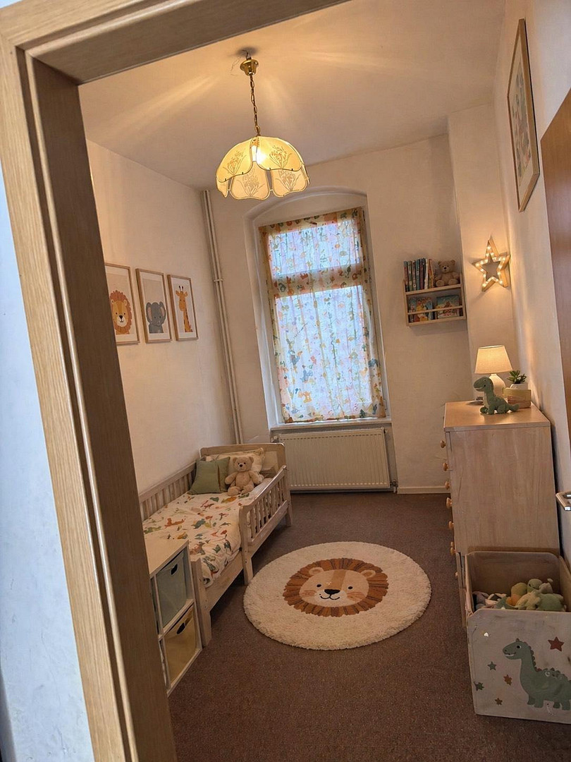 Schöne und große 6- Zimmerwohnung zu vermieten – August-Bebel-Str. 23, 6712 Zeitz – Vorschaubild 4