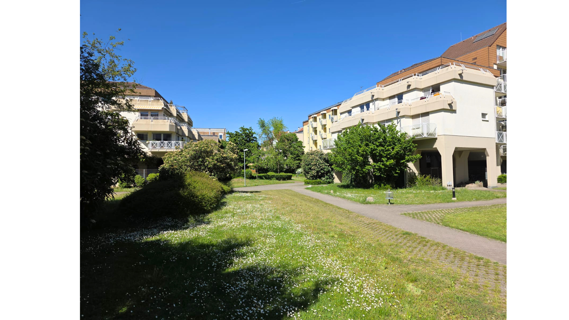 Weststadt: 2-Zi + TG | Technisch modernisiert | Balkon | EBK | FREI | WG geeignet – Lessingstr. 64, 76135 Karlsruhe(Weststadt) – Vorschaubild 24