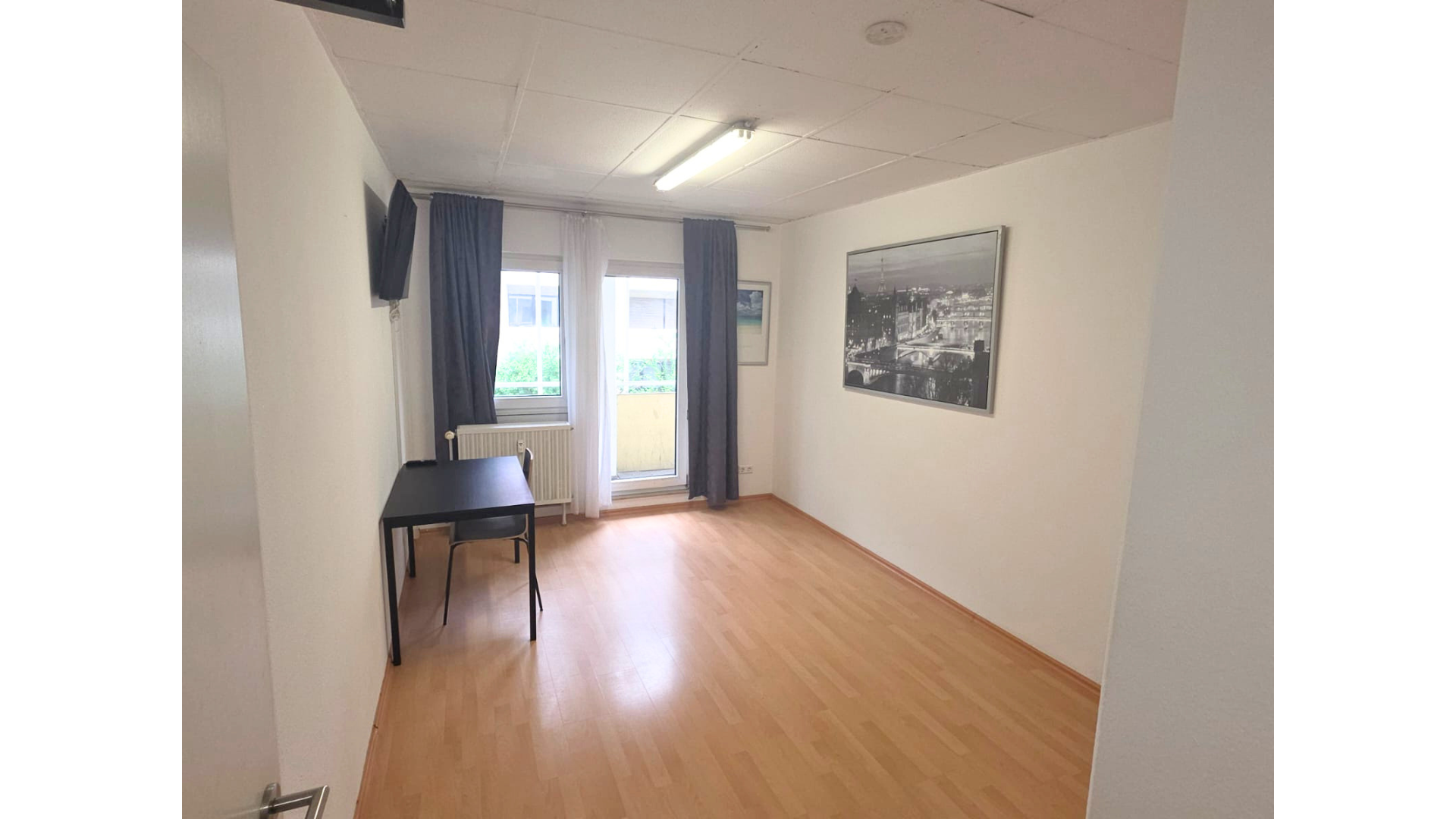 Weststadt: 2-Zi + TG | Technisch modernisiert | Balkon | EBK | FREI | WG geeignet – Lessingstr. 64, 76135 Karlsruhe(Weststadt) – Vorschaubild 10