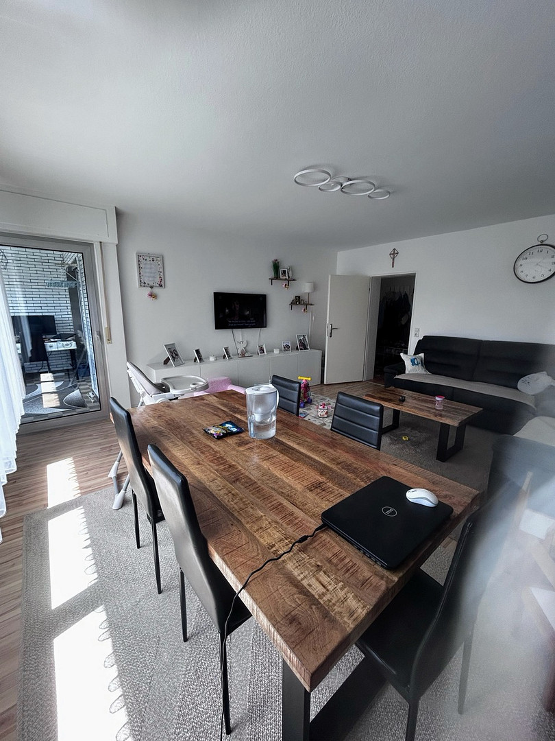 Helle, gepflegte 3-Zimmer-Wohnung in ruhiger Lage im ENERGETISCH SANIERTEN Mehrfamilienhaus – Rodgau(Weiskirchen) – Vorschaubild 3