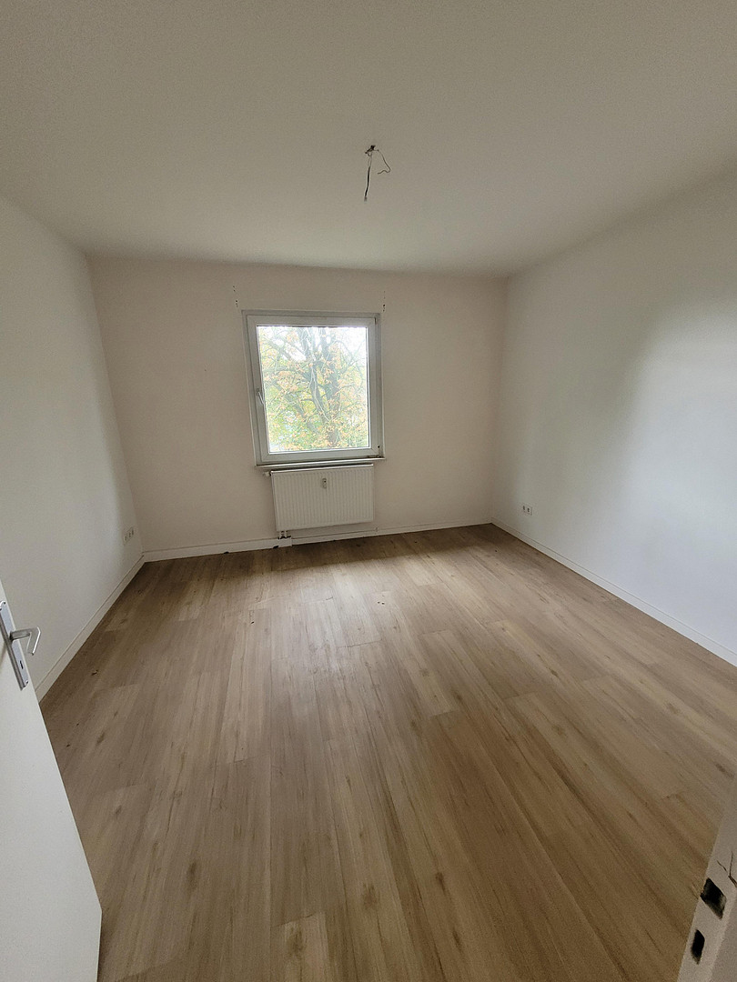 Attraktive 3-Zimmer-Wohnung mit optimalem Schnitt in ruhiger Lage – Am Jungholz 5, 53340 Meckenheim – Vorschaubild 2