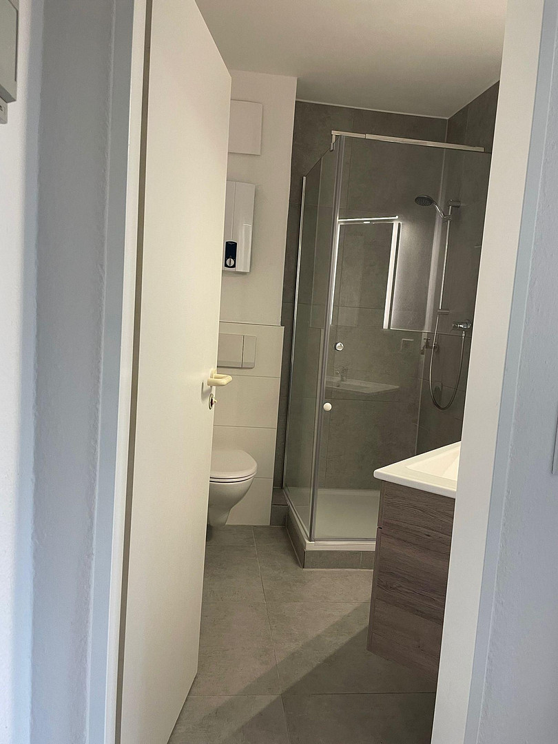 Renovierte 1-Zi.-ETW mit Balkon & Stellplatz – provisionsfrei – Iburgerstr. 25-27, 49082 Osnabrück – Vorschaubild 8