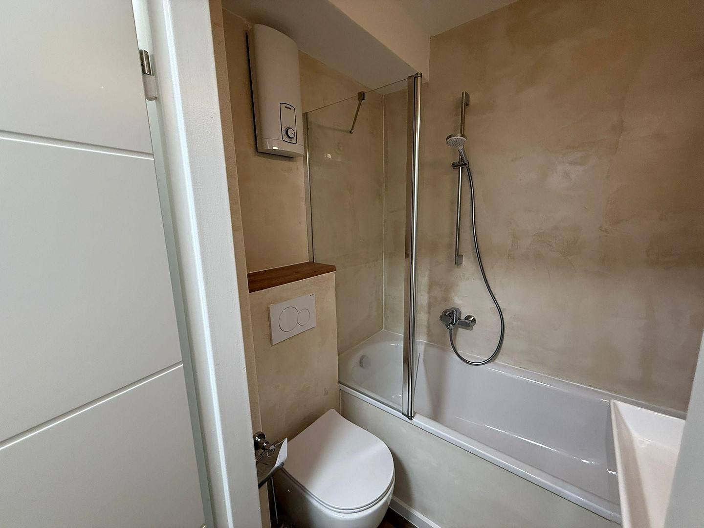 Vollmöbllierte 2 Zimmerwohnung in zentraler Lage – Gerhart - Hauptmann - Straße 11, 91058 Erlangen – Vorschaubild 16