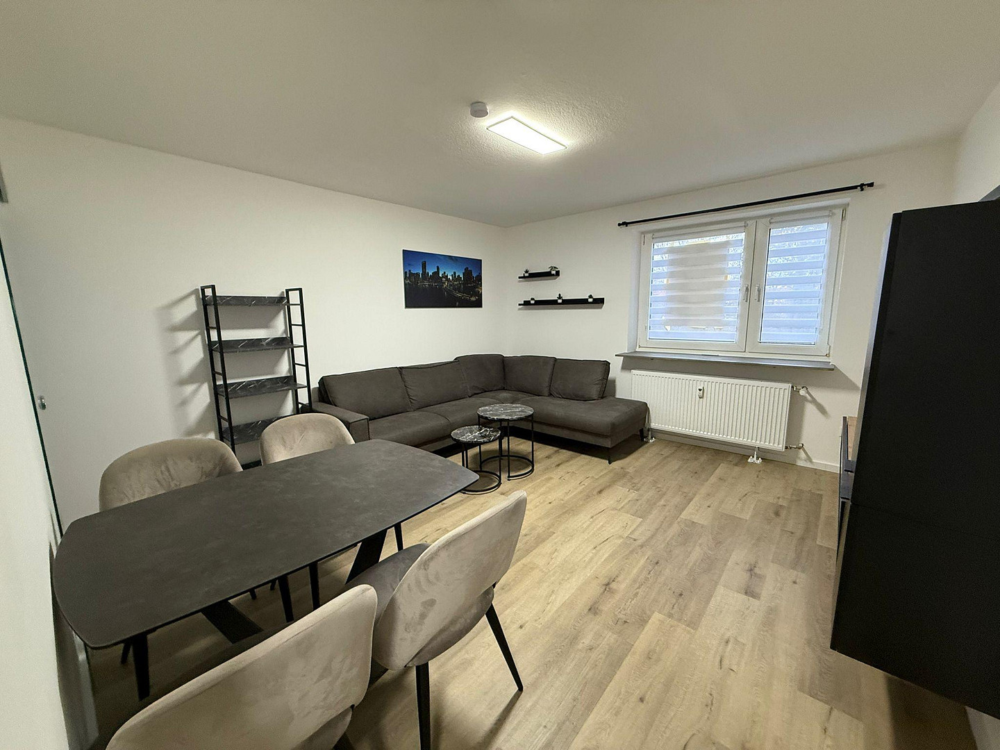 Vollmöbllierte 2 Zimmerwohnung in zentraler Lage – Gerhart - Hauptmann - Straße 11, 91058 Erlangen – Vorschaubild 5