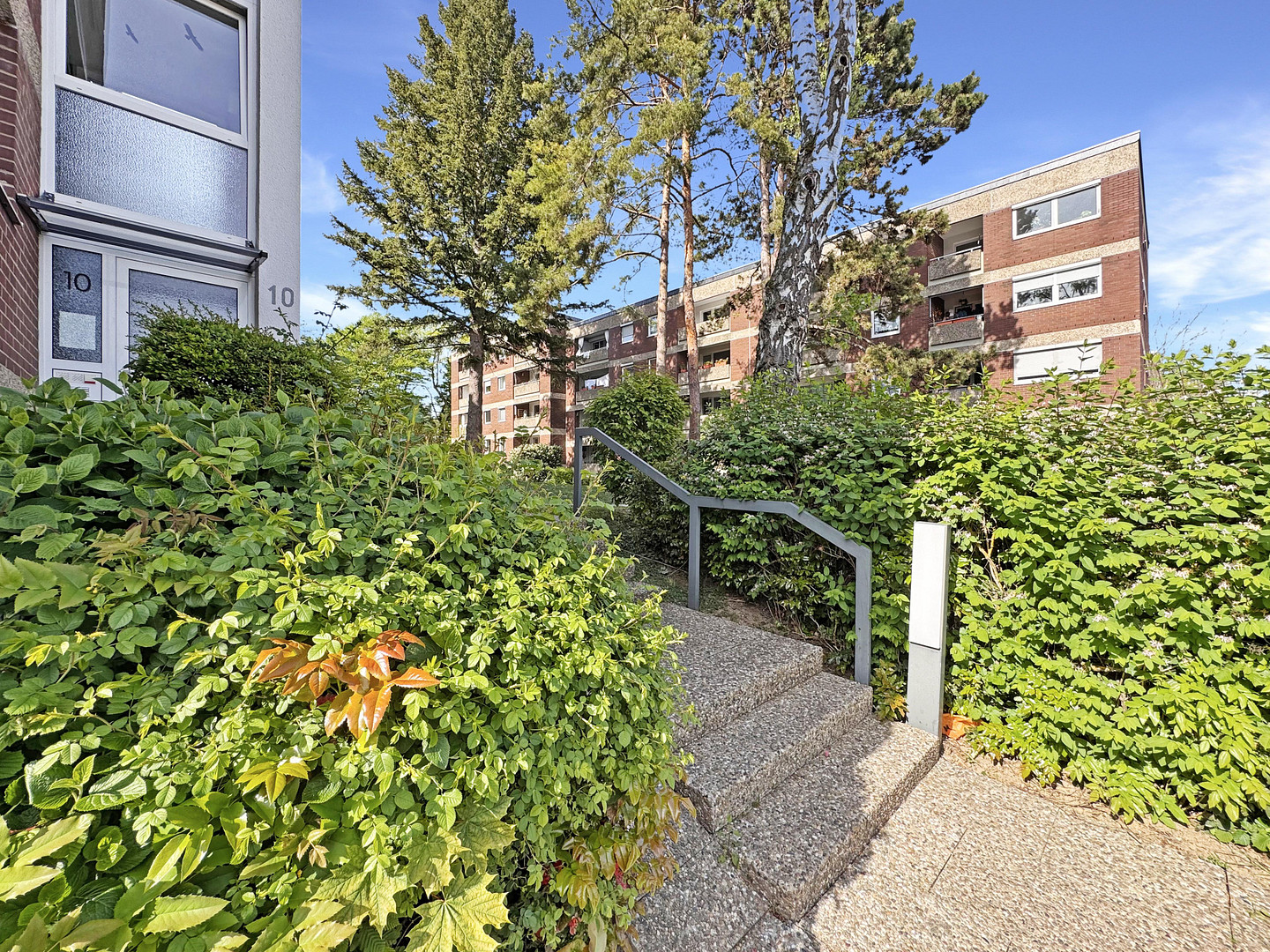 Einzugsbereit und Provisionsfrei * Sonnendurchflutete 2-Zi.-Whg. Stellplatz / sonnig. Balkon – Frank-Wedekind-Straße, 65201 Wiesbaden – Vorschaubild 13