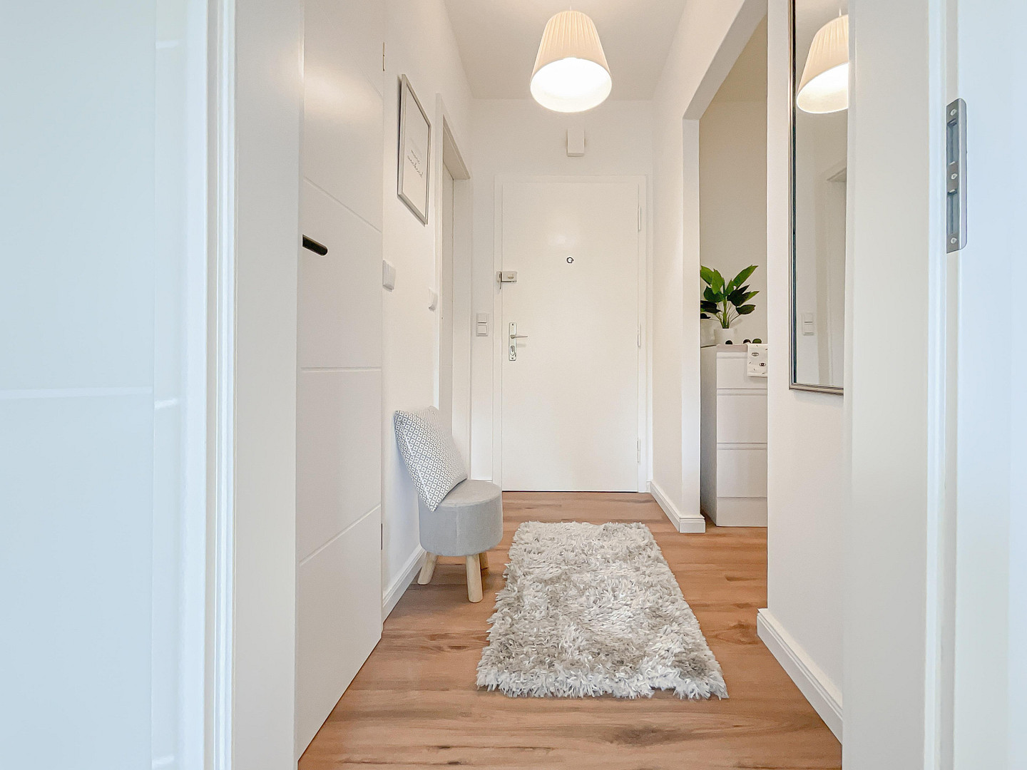 Moderne & frisch renovierte 2-Zimmer Wohnung mit Balkon & Stellplatz in Hamburg-Schnelsen – Hamburg(Schnelsen) – Vorschaubild 13