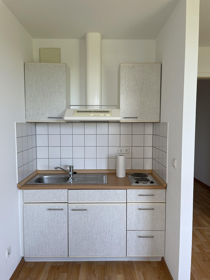 Schöne, helle 1,5-Zimmer Whg. 33,7 m² incl. Tiefgaragenplatz, Leipzig-Grünau – Leipzig Grünau(Grünau) – Vorschaubild 3