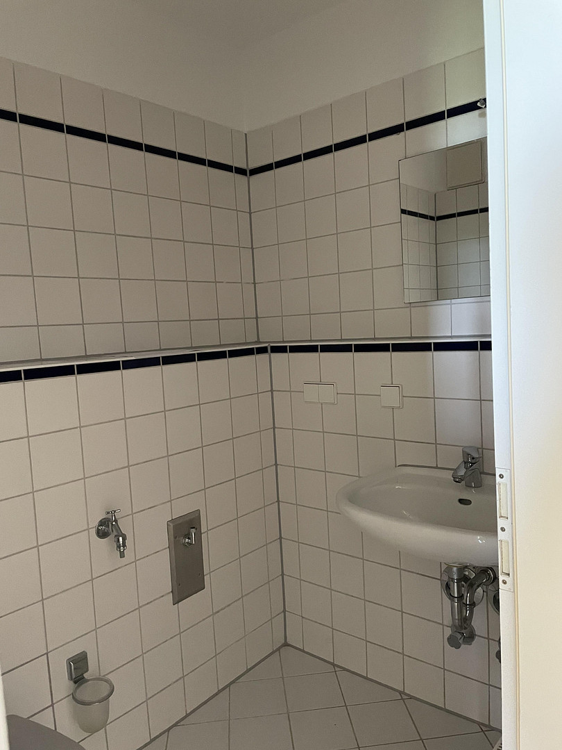 Schöne, helle 1,5-Zimmer Whg. 33,7 m² incl. Tiefgaragenplatz, Leipzig-Grünau – Leipzig Grünau(Grünau) – Vorschaubild 5