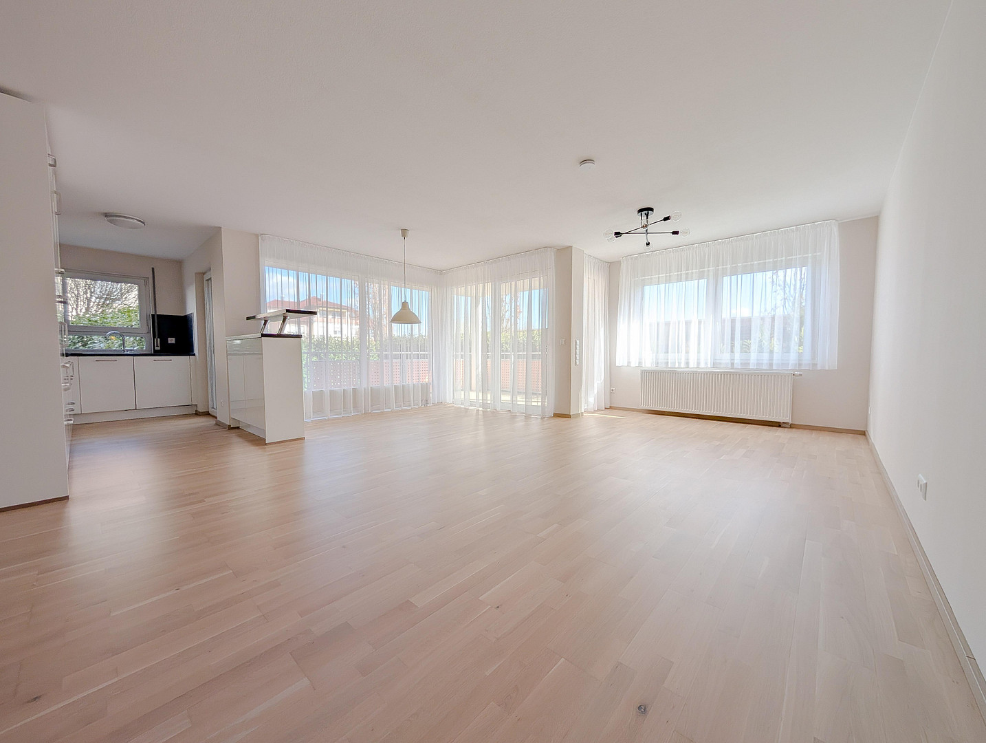 Moderne 3,5-Zimmer-Wohnung mit Balkon & Garten in Backnang-Maubach
