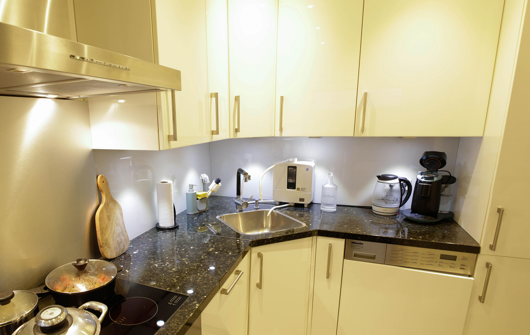 Hochwertig renovierte 3-Zimmer-Wohnung mit TG-Stellplatz in ruhiger Lage von Erkrath-Unterfeldhaus – Niermannsweg 35, 40699 Erkrath(Unterfeldhaus) – Vorschaubild 11