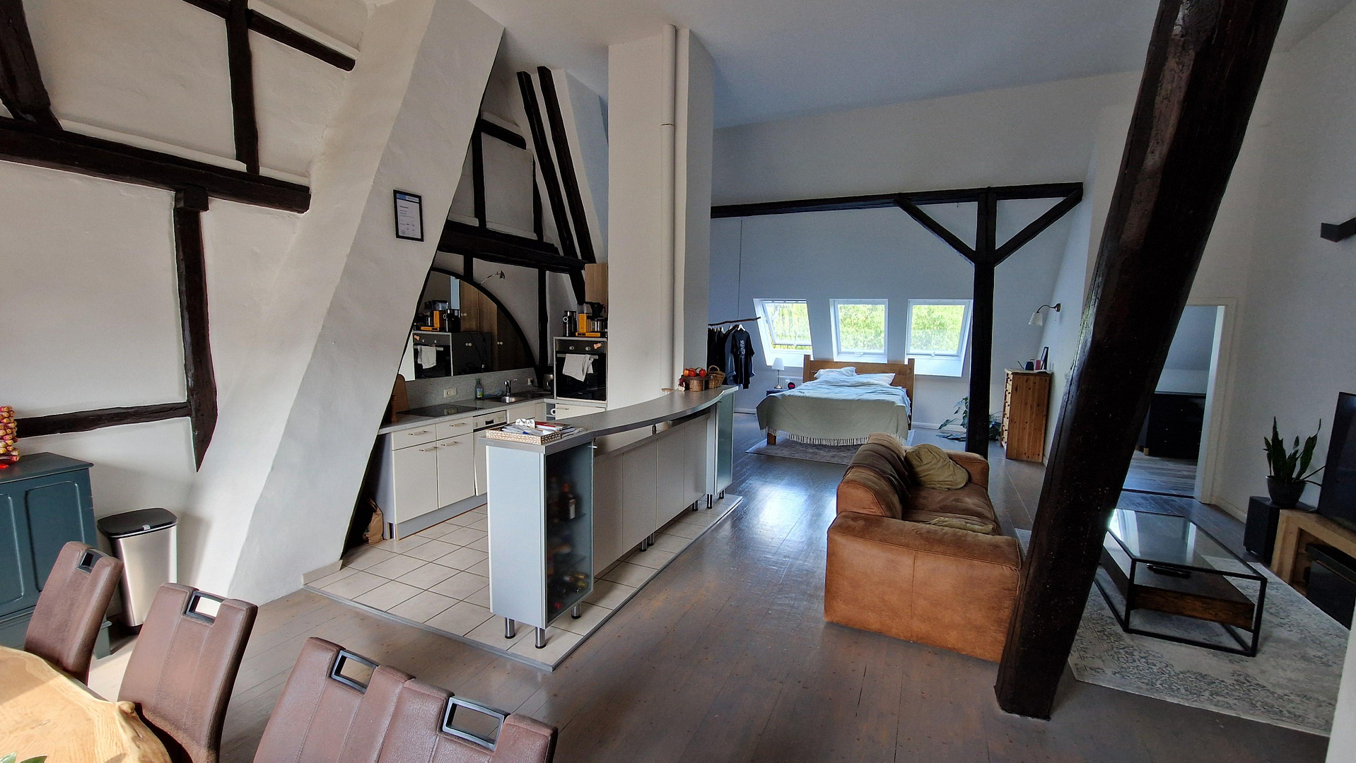 Dachgeschosswohnung mit Gartennutzung im kernsanierten Landhaus – Im Dorfe 10, 21401 Bavendorf – Vorschaubild 3